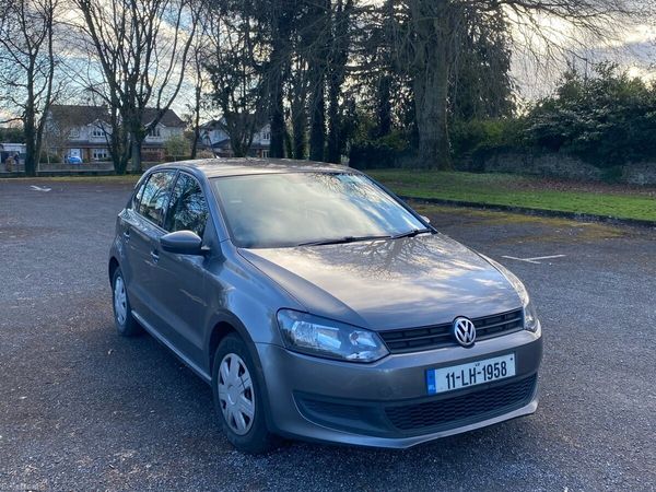 Volkswagen Polo Hatchback, Petrol, 2011, Grey