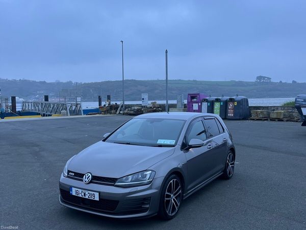 Volkswagen Golf Hatchback, Diesel, 2016, Grey
