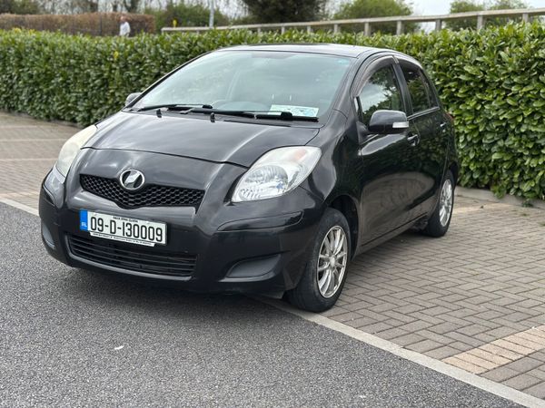 Toyota Vitz Hatchback, Petrol, 2009, Black