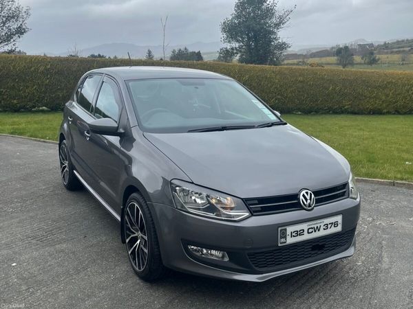Volkswagen Polo Hatchback, Petrol, 2013, Grey