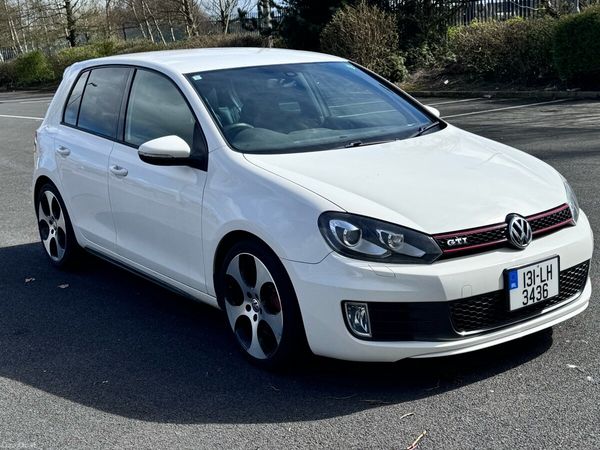 Volkswagen Golf Hatchback, Petrol, 2013, White