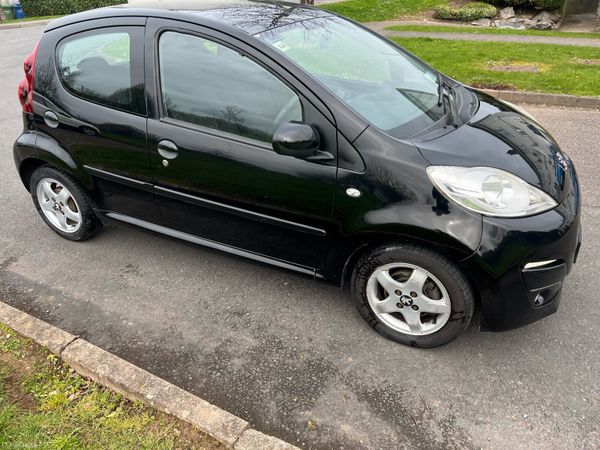 Peugeot 107 Hatchback, Petrol, 2013, Black
