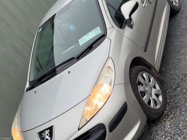 Peugeot 207 Hatchback, Petrol, 2008, Silver