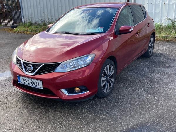 Nissan Pulsar Hatchback, Diesel, 2016, Red
