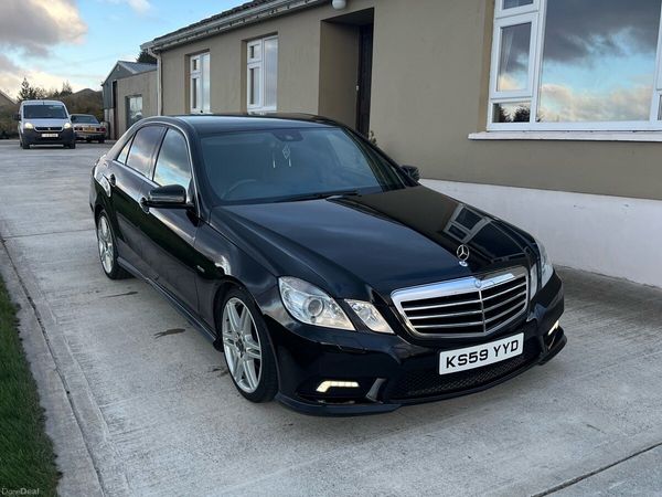 Mercedes-Benz E-Class Saloon, Diesel, 2010, Black