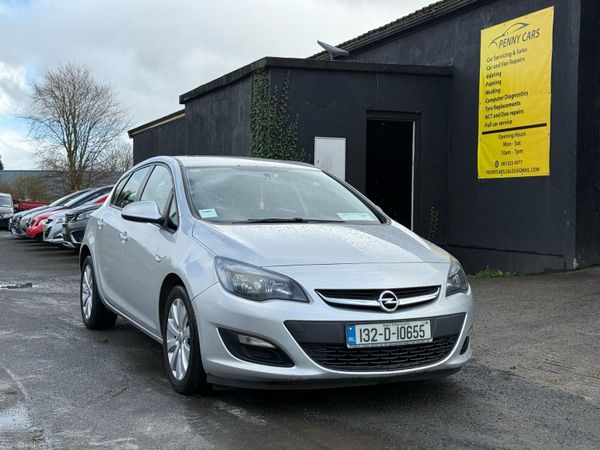 Opel Astra MPV, Diesel, 2013, Silver