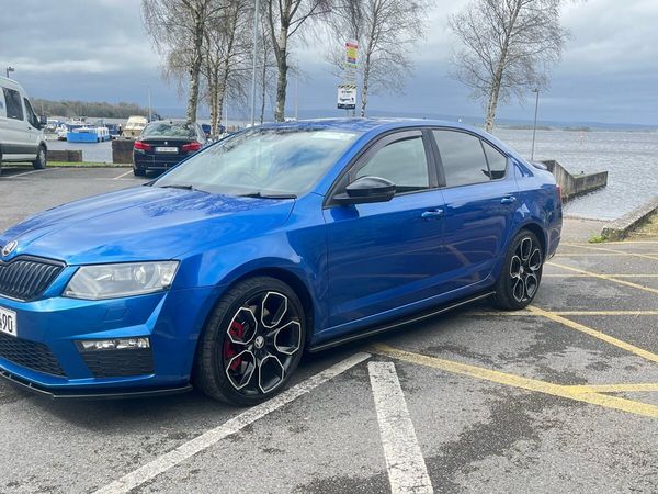 Skoda Octavia Hatchback, Diesel, 2015, Blue