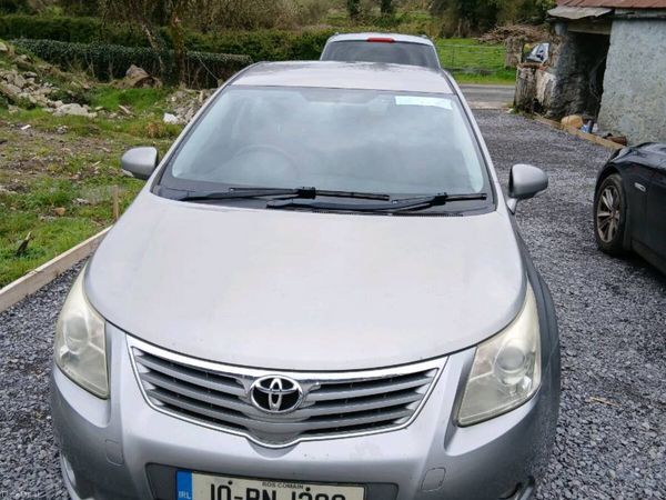 Toyota Avensis Saloon, Diesel, 2010, Grey