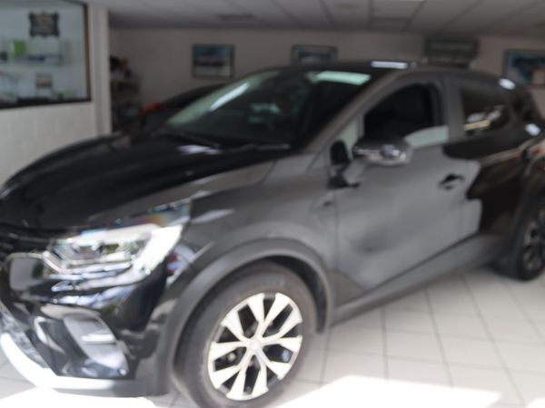 Renault Captur SUV, Petrol, 2023, Black