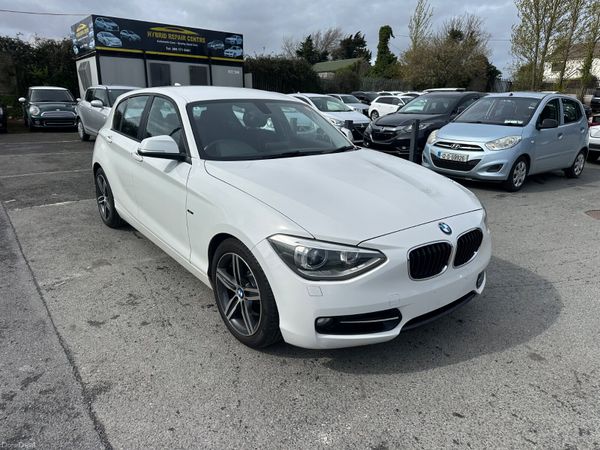 BMW 1-Series Hatchback, Petrol, 2012, White