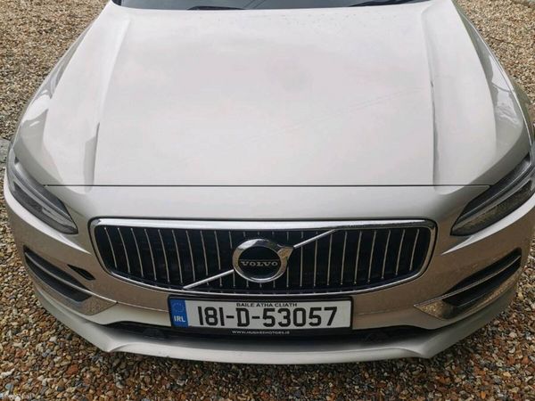 Volvo S90 Saloon, Diesel, 2018, Gold
