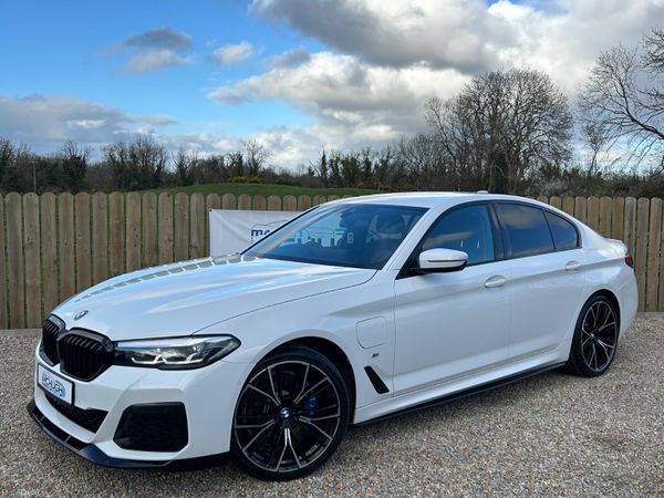 BMW 5-Series Saloon, Petrol Plug-in Hybrid, 2021, White