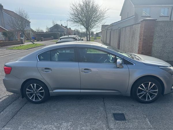 Toyota Avensis Saloon, Diesel, 2016, Grey