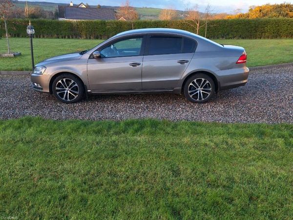 Volkswagen Passat Saloon, Diesel, 2011, Brown