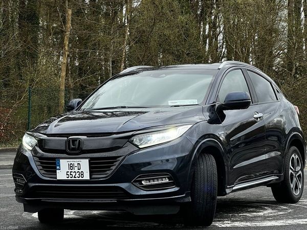 Honda Vezel MPV, Petrol Hybrid, 2018, Blue