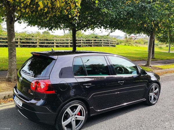 Volkswagen Golf Hatchback, Petrol, 2009, Black