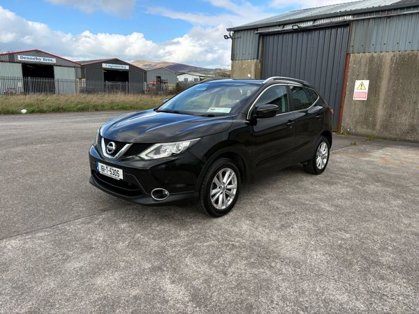 Nissan Qashqai Hatchback, Diesel, 2016, Black