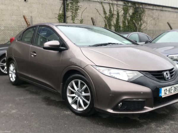 Honda Civic Hatchback, Diesel, 2012, Beige