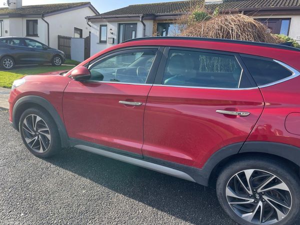 Hyundai Tucson SUV, Diesel, 2019, Red