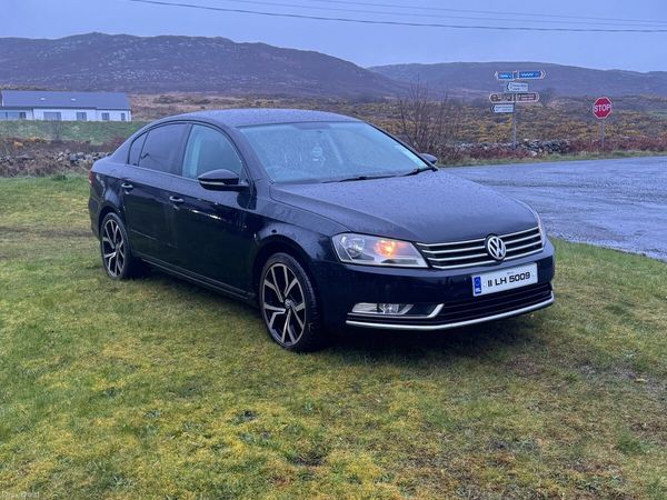 Volkswagen Passat Saloon, Diesel, 2011, Black