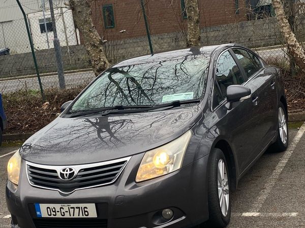 Toyota Avensis Saloon, Diesel, 2009, Grey
