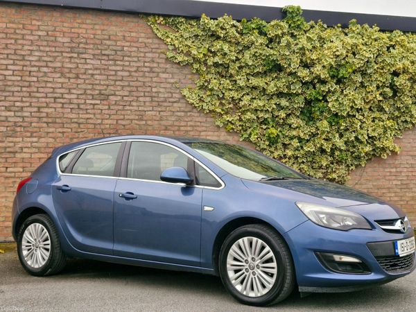 Opel Astra Hatchback, Diesel, 2015, Blue