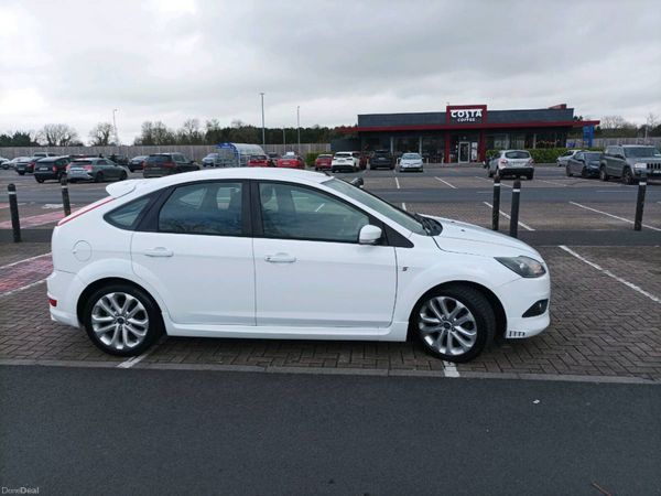 Ford Focus Hatchback, Diesel, 2010, White