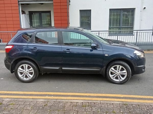 Nissan Qashqai Hatchback, Diesel, 2012, Blue