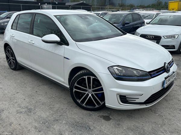 Volkswagen Golf Hatchback, Petrol Plug-in Hybrid, 2015, White