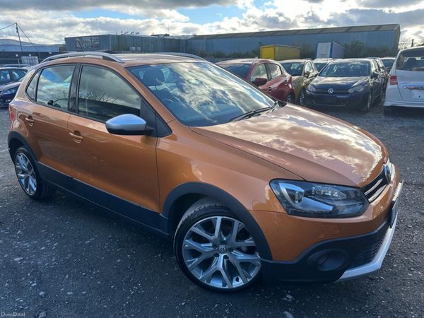 Volkswagen Polo Hatchback, Petrol, 2016, Orange