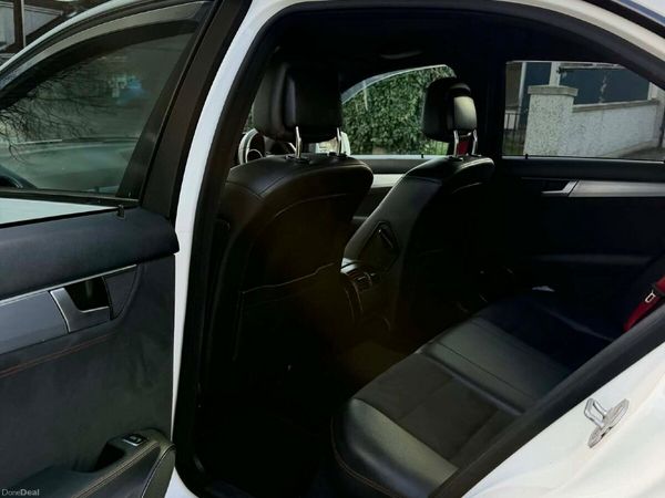Mercedes-Benz C-Class Saloon, Diesel, 2012, White