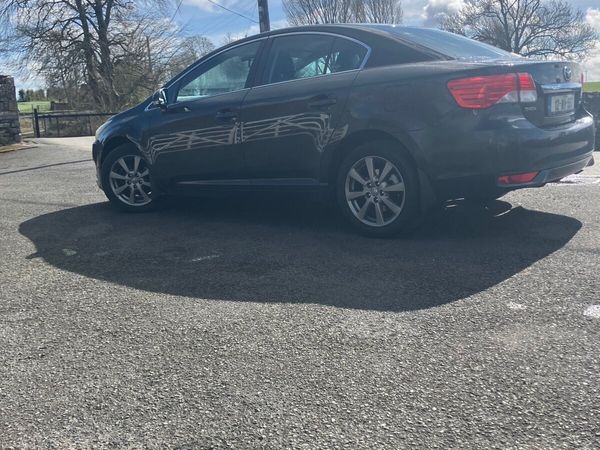 Toyota Avensis Saloon, Diesel, 2012, Black