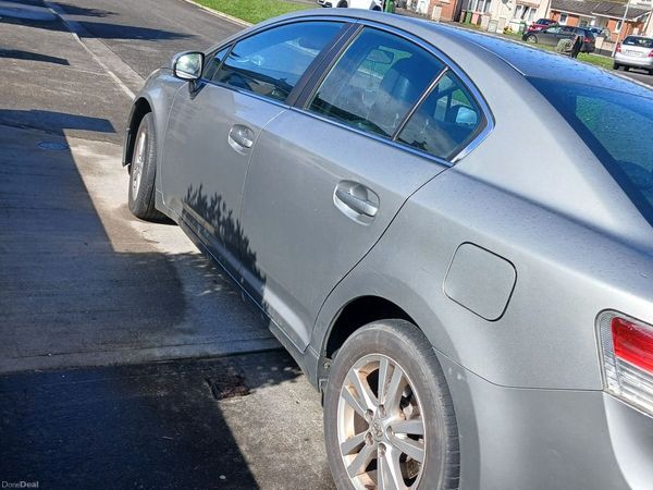 Toyota Avensis Saloon, Petrol, 2010, Grey