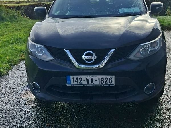 Nissan Qashqai Hatchback, Petrol, 2014, Black