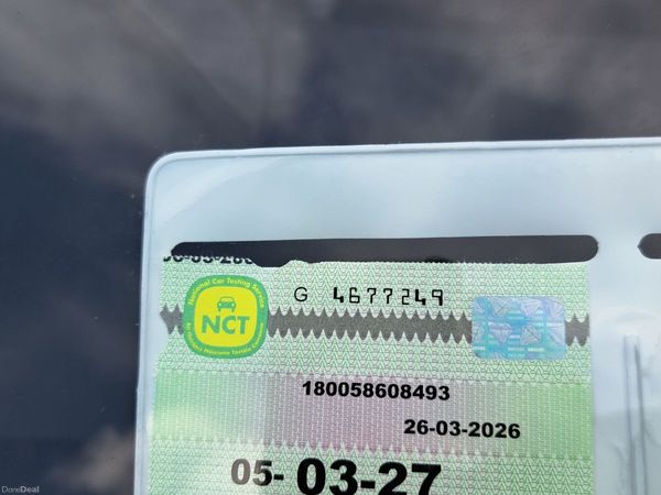 Toyota Yaris Hatchback, Petrol, 2006, Silver