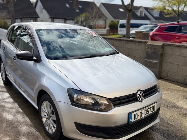 Volkswagen Polo Hatchback, Petrol, 2010, Silver