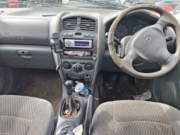 Hyundai Santa Fe SUV, Diesel, 2004, Silver