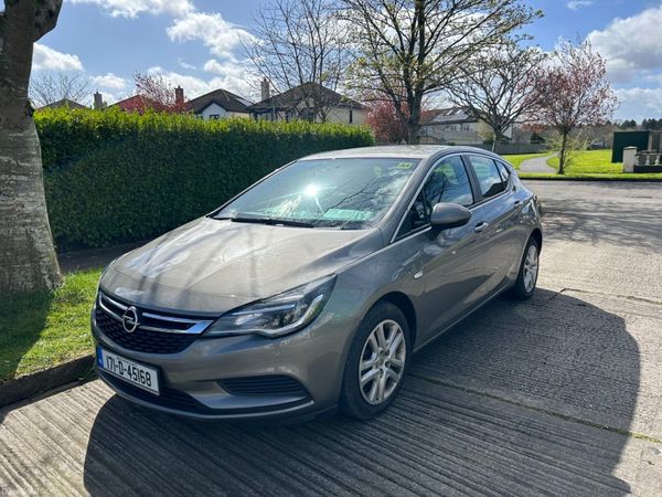 Opel Astra Hatchback, Diesel, 2017, Grey