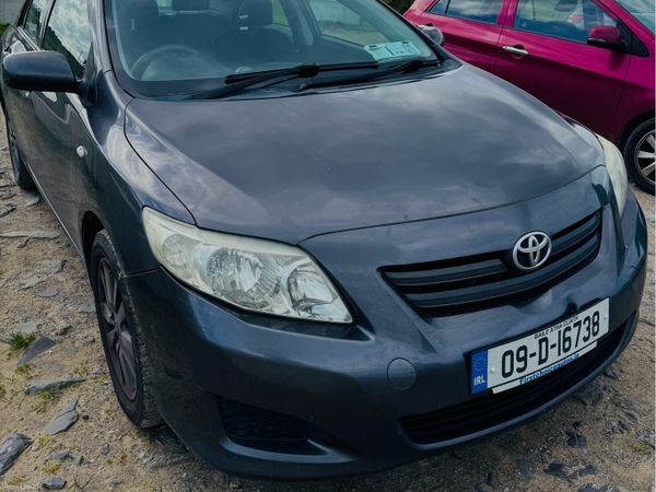 Toyota Corolla Saloon, Diesel, 2009, Grey