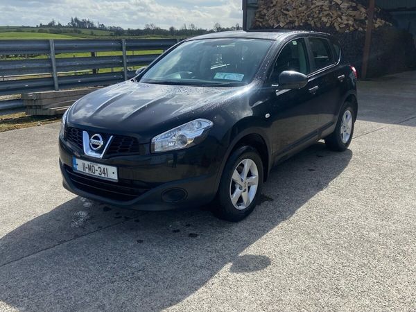 Nissan Qashqai Hatchback, Diesel, 2011, Black