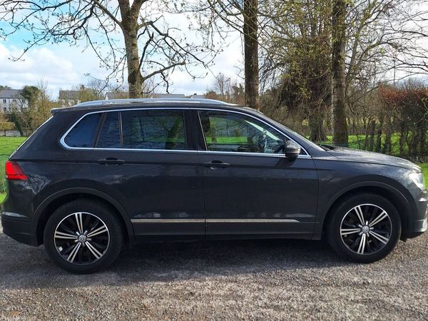 Volkswagen Tiguan SUV, Diesel, 2017, Grey