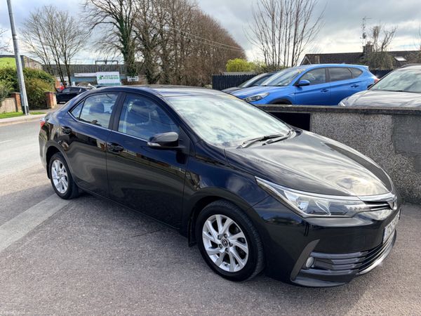 Toyota Corolla Saloon, Diesel, 2017, Black
