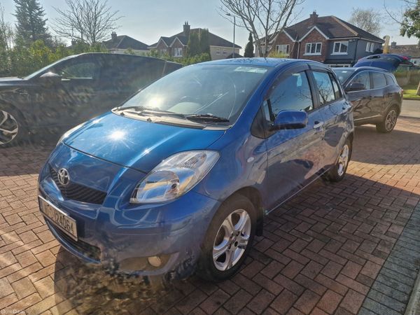 Toyota Yaris Hatchback, Petrol, 2010, Blue