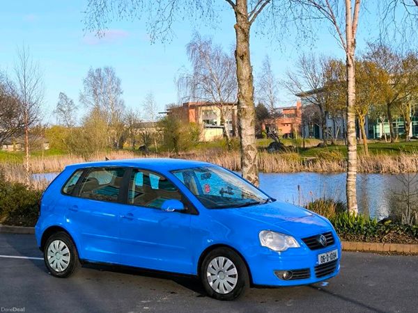 Volkswagen Polo Hatchback, Petrol, 2006, Blue