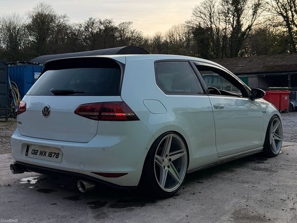 Volkswagen Golf Hatchback, Diesel, 2013, White