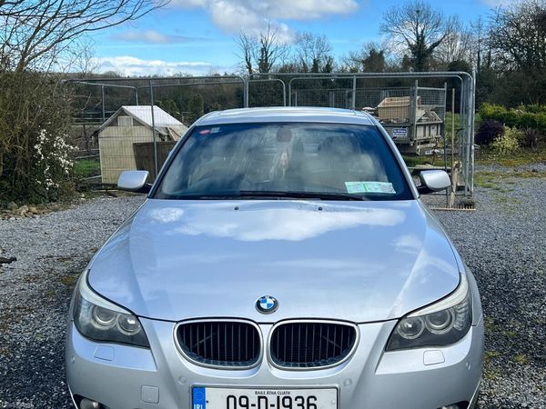 BMW 5-Series Saloon, Diesel, 2009, Silver