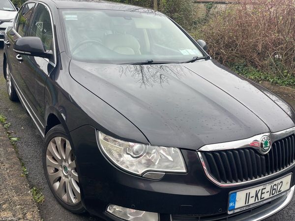 Skoda Superb Saloon, Diesel, 2011, Black
