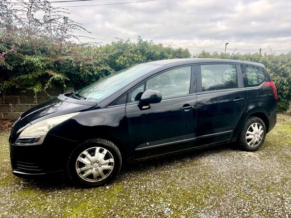 Peugeot 5008 MPV, Diesel, 2010, Black