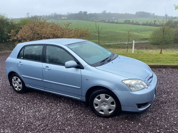 Toyota Corolla Hatchback, Petrol, 2005, Blue