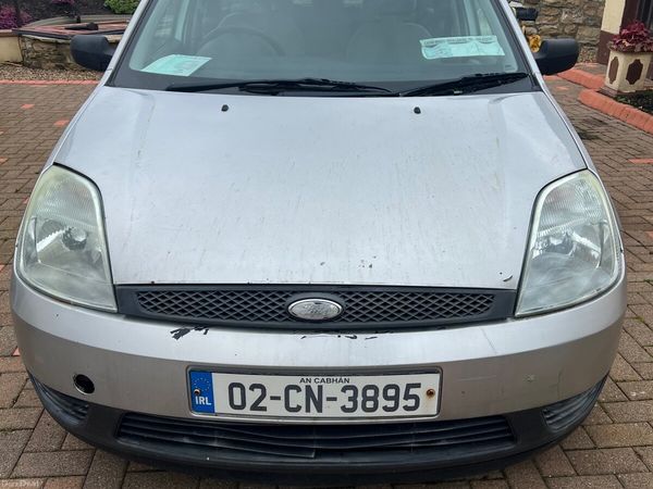 Ford Fiesta Hatchback, Petrol, 2002, Silver